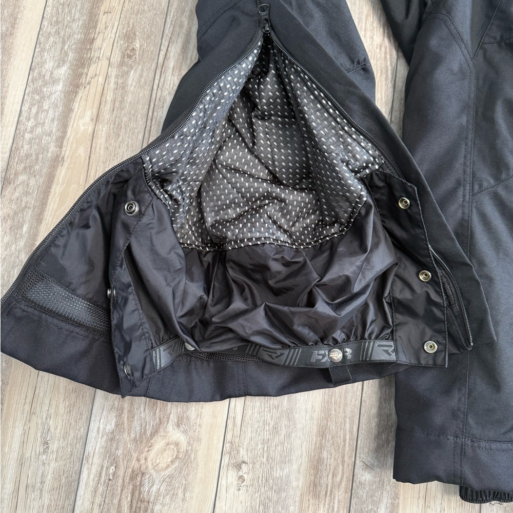 Women FXR Snowmobile Jacket and Bibs Set - Picture 11 of 11